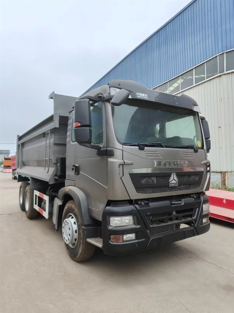 Howo TX 371 Dump Truck factory
